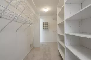 N16W26577 Wild Oats Dr, Pewaukee, WI 53072 - Photo 24