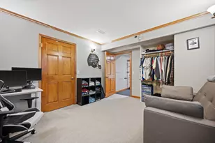 W243N2792 Creekside Dr, Pewaukee, WI 53072 - Photo 32