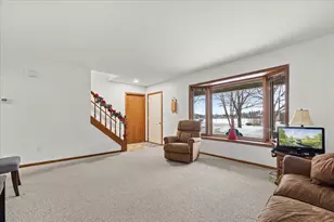 S86W18930 Woods Rd, Muskego, WI 53150 - Photo 6
