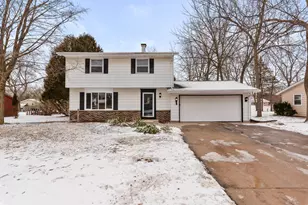 104 W Stoney Ridge Way, Saukville, WI 53080 - Photo 24