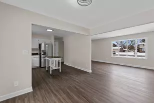 104 W Stoney Ridge Way, Saukville, WI 53080 - Photo 4