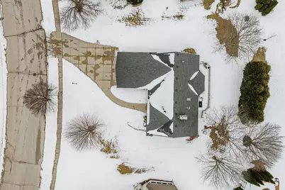 1118  Riverwalk Ct, Pewaukee, WI 53072 - Photo 12