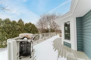 1118 Riverwalk Ct, Pewaukee, WI 53072 - Photo 50