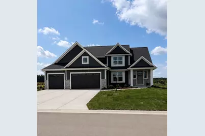 509  Talbot's Woods Dr, Dousman, WI 53066 - Photo 1