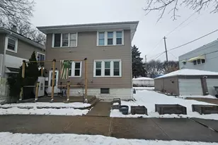 3049 S Hanson Ave, Milwaukee, WI 53207 - Photo 2
