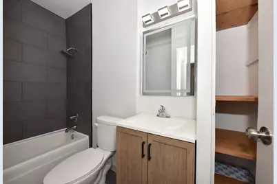 1350  Parkway Dr, Brookfield, WI 53005 - Photo 24