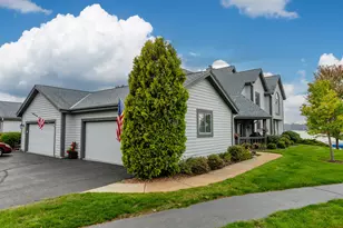 W177S7495 Harbor Cir, Muskego, WI 53150 - Photo 50