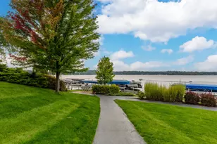 W177S7495 Harbor Cir, Muskego, WI 53150 - Photo 44