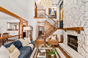 W177S7495 Harbor Cir, Muskego, WI 53150 - Photo 8