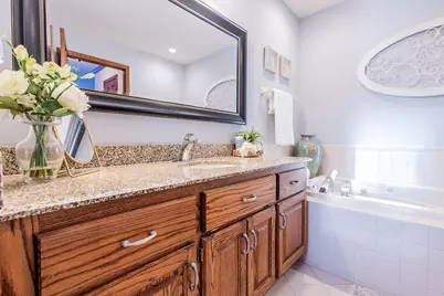 S79W19238  River Oaks Ct, Muskego, WI 53150 - Photo 12