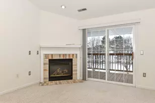 4740 S Forest Point Blvd, New Berlin, WI 53151 - Photo 12
