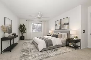 4740 S Forest Point Blvd, New Berlin, WI 53151 - Photo 4