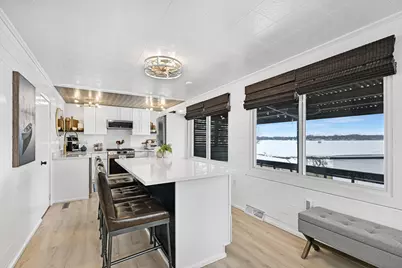 2225  Lakeshore Dr, Racine, WI 53139 - Photo 8