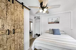 2225 Lakeshore Dr, Racine, WI 53139 - Photo 24