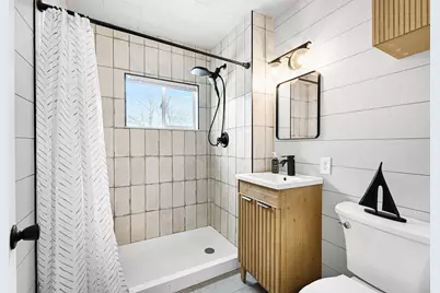 2225  Lakeshore Dr, Racine, WI 53139 - Photo 20