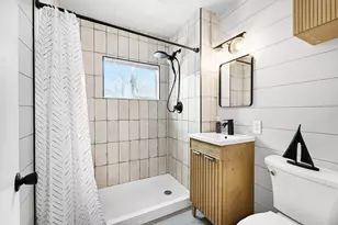 2225 Lakeshore Dr, Racine, WI 53139 - Photo 20