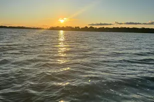 2225 Lakeshore Dr, Racine, WI 53139 - Photo 40