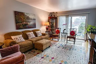 1618 S 115 Ct, West Allis, WI 53214 - Photo 4