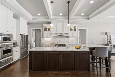 13675 N Legacy Hills Dr, Mequon, WI 53097 - Photo 4