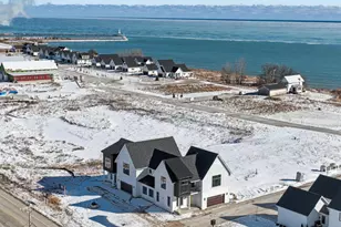 496 Bastle Wynd -, Port Washington, WI 53074 - Photo 38