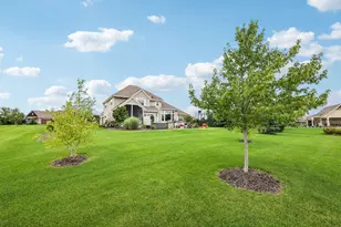 1609 Whistling Hill Cir, Hartland, WI 53029 - Photo 64