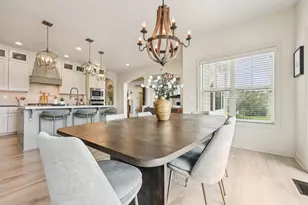 1609 Whistling Hill Cir, Hartland, WI 53029 - Photo 8