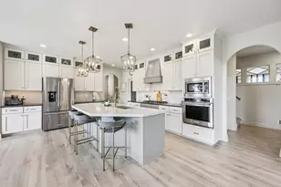 1609 Whistling Hill Cir, Hartland, WI 53029 - Photo 12