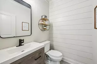 1609 Whistling Hill Cir, Hartland, WI 53029 - Photo 20