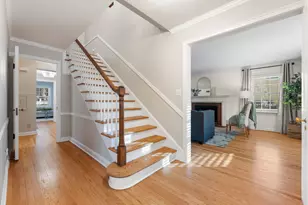 5550 N Hollywood Ave, Whitefish Bay, WI 53217 - Photo 10