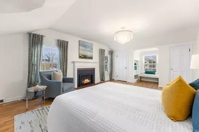 5550 N Hollywood Ave, Whitefish Bay, WI 53217 - Photo 28
