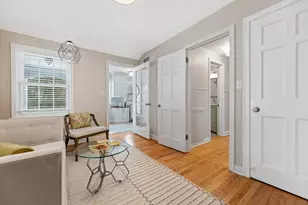 5550 N Hollywood Ave, Whitefish Bay, WI 53217 - Photo 16