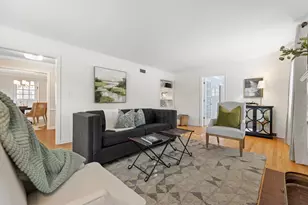 5550 N Hollywood Ave, Whitefish Bay, WI 53217 - Photo 12