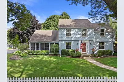 5550 N Hollywood Ave, Whitefish Bay, WI 53217 - Photo 2