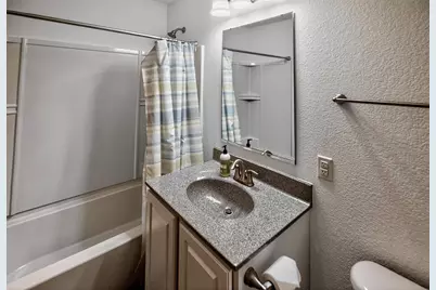 1811  Stoneridge Ln, Cedarburg, WI 53024 - Photo 24