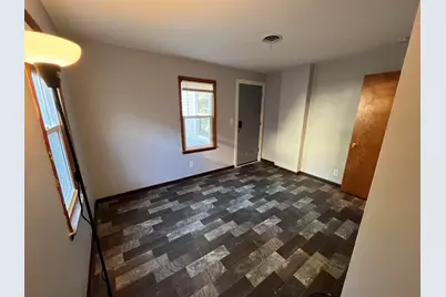 909  College Ave, Racine, WI 53403 - Photo 14