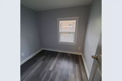 909  College Ave, Racine, WI 53403 - Photo 38