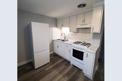 909  College Ave, Racine, WI 53403 - Photo 30