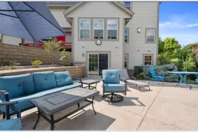 W172N7862  Shady Ln, Menomonee Falls, WI 53051 - Photo 4