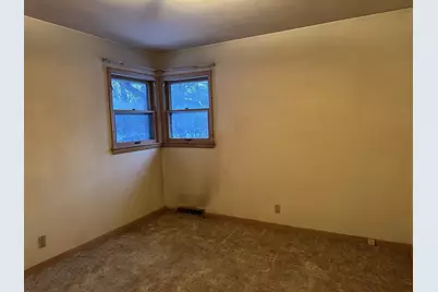 12725 W Nicolet Ave, New Berlin, WI 53151 - Photo 10