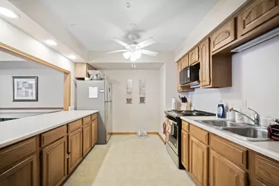 530 N Silverbrook Dr #335, West Bend, WI 53090 - Photo 12