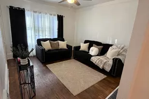 3214 N 11th St, Milwaukee, WI 53206 - Photo 2