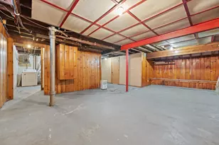 2408 N 73rd St, Wauwatosa, WI 53213 - Photo 34