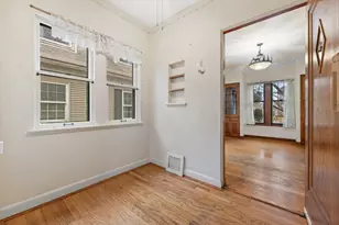 2408 N 73rd St, Wauwatosa, WI 53213 - Photo 16