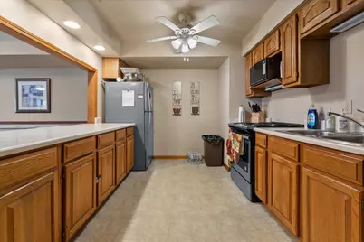 530 N Silverbrook Dr #131, West Bend, WI 53090 - Photo 22