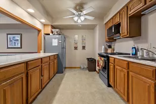 530 N Silverbrook Dr, West Bend, WI 53090 - Photo 22