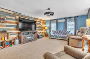 615 E Washington Ave, Cleveland, WI 53015 - Photo 10