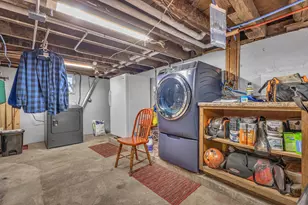 615 E Washington Ave, Cleveland, WI 53015 - Photo 22