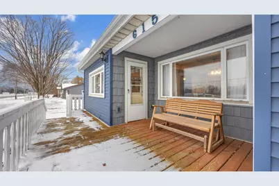 615 E Washington Ave, Cleveland, WI 53015 - Photo 2