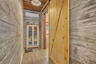 615 E Washington Ave, Cleveland, WI 53015 - Photo 20