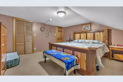 615 E Washington Ave, Cleveland, WI 53015 - Photo 16